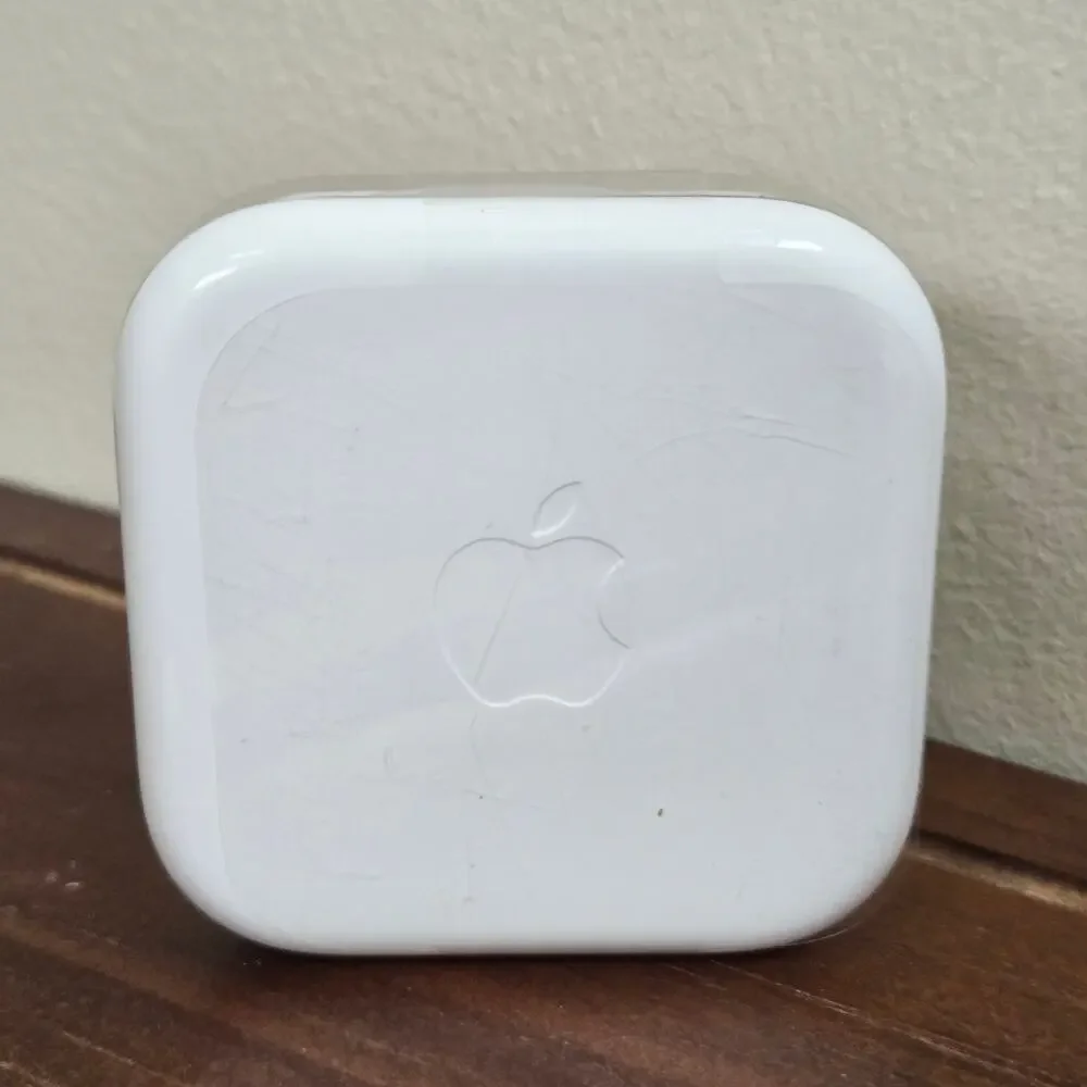 Apple Earpods Wired Jack w/ Microphone Sealed